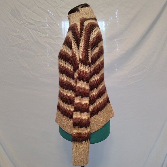 Pink Republic Sweater - Picture 3 of 4